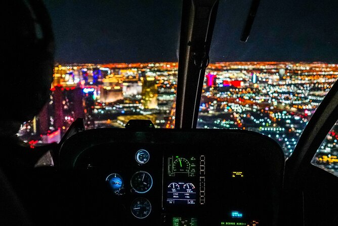 Las Vegas Strip Highlights by Helicopter at Night - Photos and Memories: Capture Las Vegas from the Sky