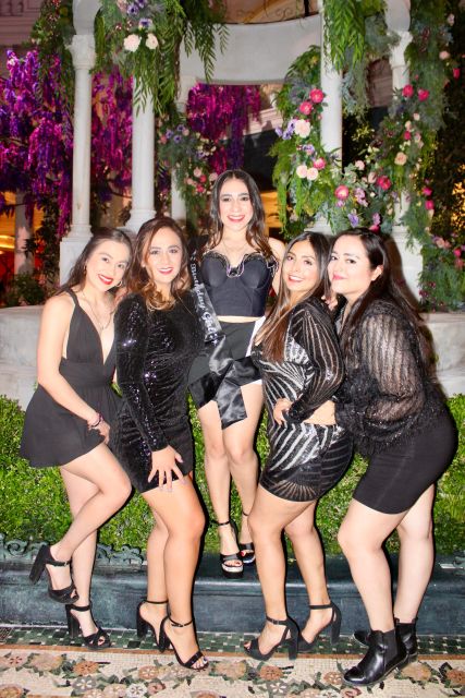 Las Vegas Strip Limo Tour with Champagne and Photos - Considerations Based on Reviews