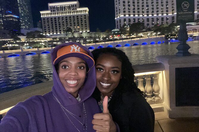 Las Vegas Strip: Past & Present Glory Self-Guided Adventure - The Las Vegas Café and Shopping Experience