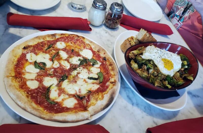 Las Vegas: The Original Strip Foodie Tour - Visiting Popular Foodie Locations with Local Appeal