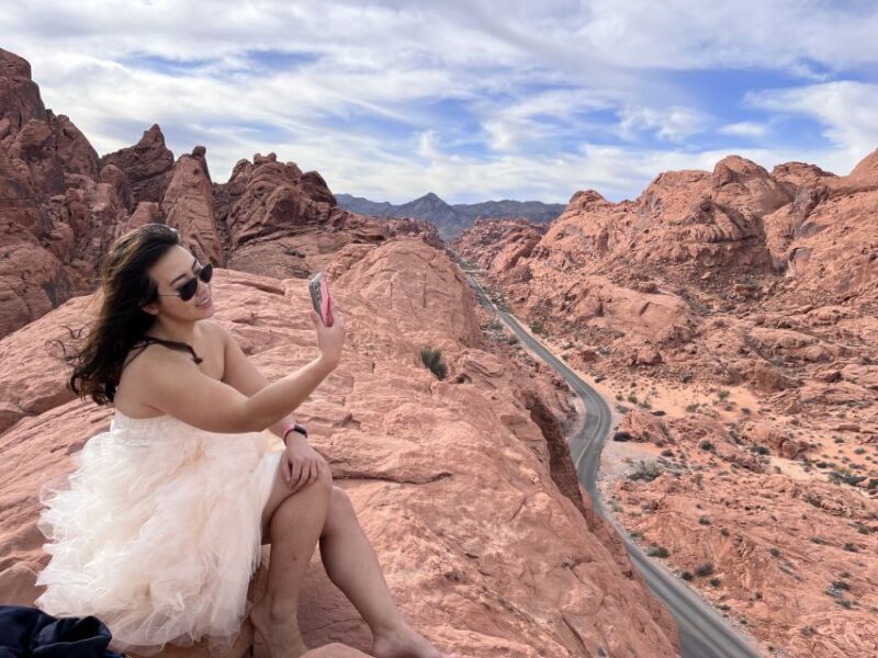 Las Vegas: Valley of Fire and Red Rock Canyon Day Trip - Key Points