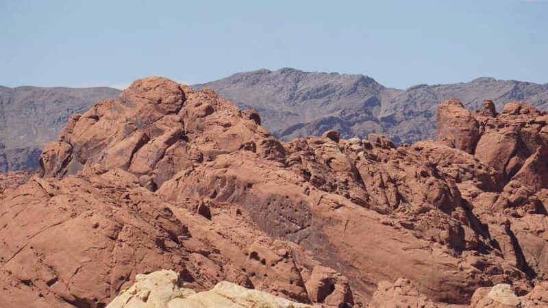 Las Vegas: Valley of Fire Guided Hiking Day Trip - Practical Tips: What to Bring and What to Avoid
