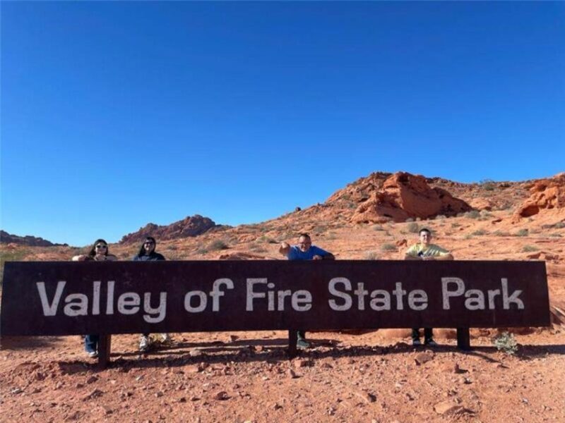 Las Vegas: Valley of Fire Guided Tour in Spanish - Flexibility with Booking and Cancellation