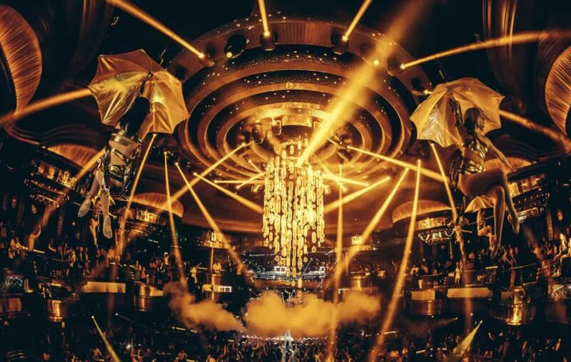 Las Vegas: VIP Club Crawl with Party Bus and Drinks - Riding in a Luxury Party Bus with Free Drinks