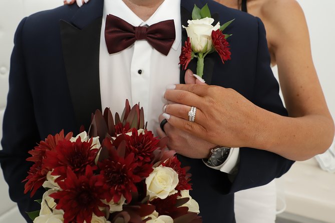 Las Vegas Wedding at Paradise Wedding Chapel - Meeting Points and Accessibility