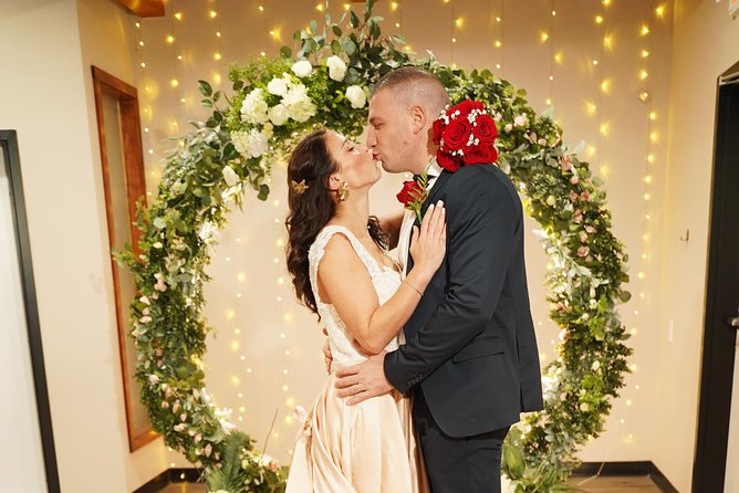 Las Vegas Wedding at The Little Vegas Chapel including Limousine Transportation - Additional Guests and Accessibility