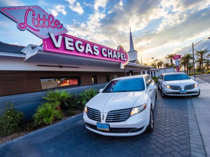 Las Vegas Wedding with Limousine Transportation - What’s Included in the Package: An All-in-One Experience