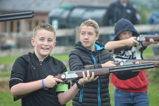 Laser Clay Shooting - Equipment and Instruction: Friendly and Clear Guidance