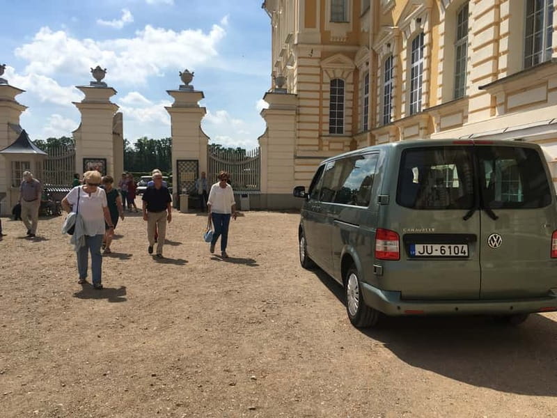 Latvian Palace and Medieval Castle Private Trip - Flexibility and Additional Options