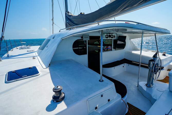 Laura Catamaran Private Tour to Isla Mujeres - Discover the Private Laura Catamaran Tour to Isla Mujeres