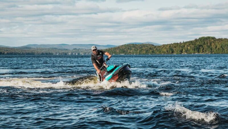 Laurentians: Jetski experience - Meeting Point and Accessibility
