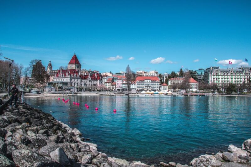 Lausanne: Capture the most Photogenic Spots with a Local - Key Points