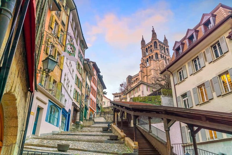 Lausanne: Chocolate Tasting and Walking Tour with a Local - Explore Lausanne with a Local in Just 2 Hours