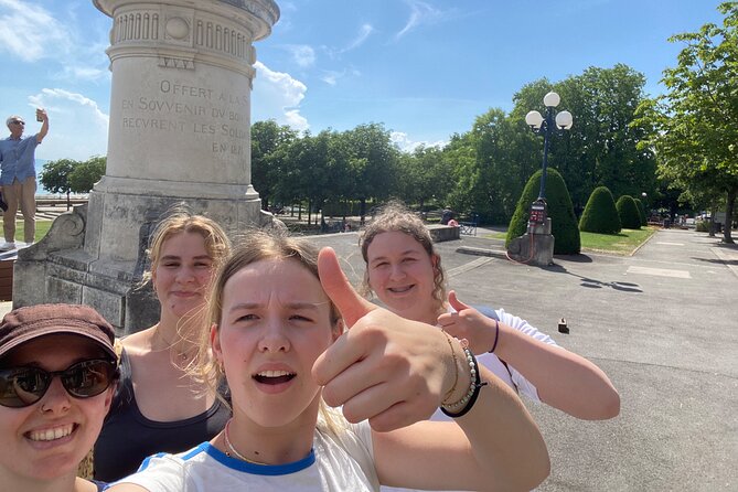 Lausanne (City Center) Scavenger Hunt and Sights Self-Guided Tour - The Experience in Multiple Languages: Accessibility and Ease