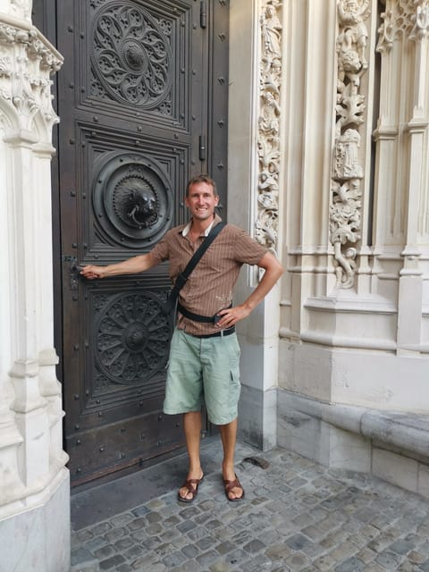 Lausanne: Old Town Guided Walking Tour - Key Points