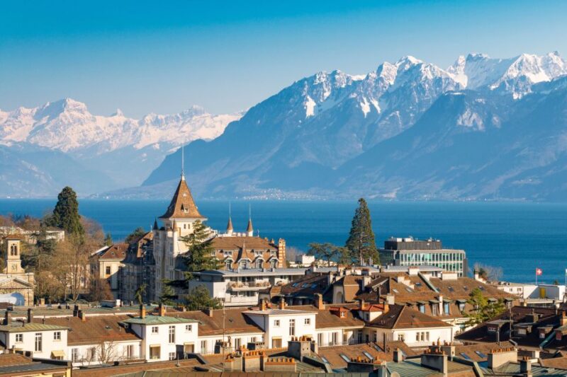 Lausanne: Private custom tour with a local guide - Pacing, Duration, and Flexibility