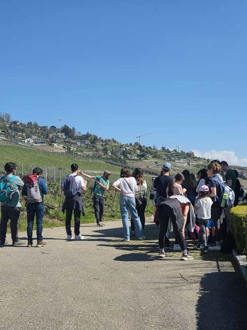 Lausanne: Walking Tour with Chocolate Tastings & Metro - Indulging at Durig Chocolatier