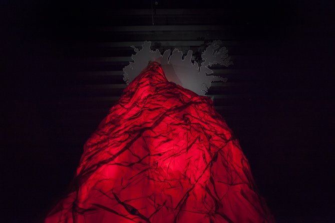 Lava Centre Interactive Volcano Exhibition - Suitable for Families and Children