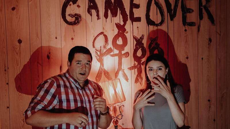 Laval: "Weekend at the Shack" Escape Adventure - Logistics: Booking, Group Size, and Language Options