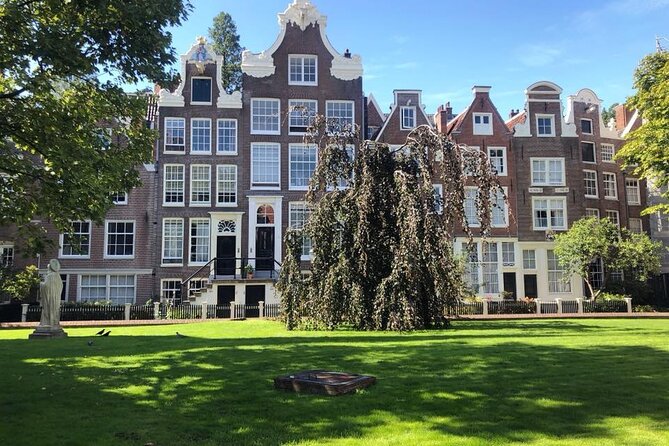 Layover flight private guided tour in Amsterdam (3 or 5 hours) - Exploring Chinatown and Zeedijk’s Transformation