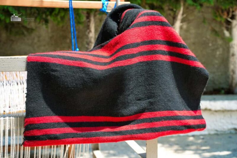 Lazarat: Traditional Carpet Weaving Workshop - Key Points