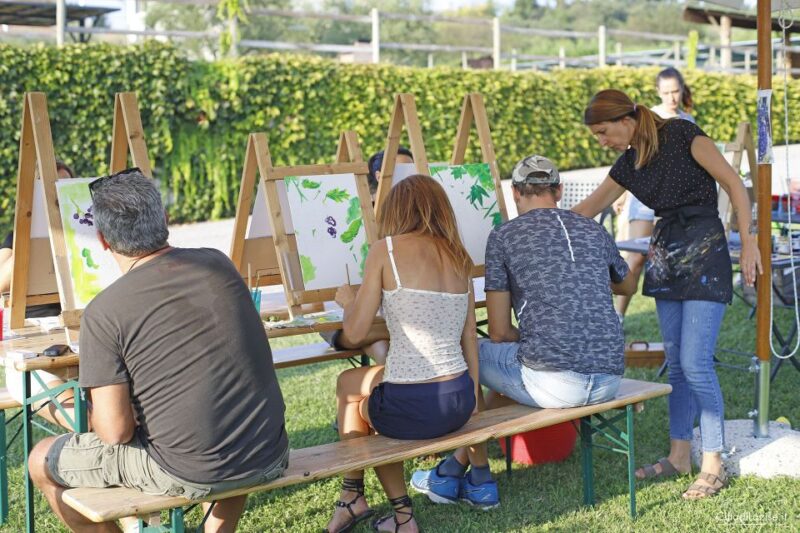 Lazise: Painting Expereince with Wine and Local Food Platter - Wine and Food Tasting in the Vineyard
