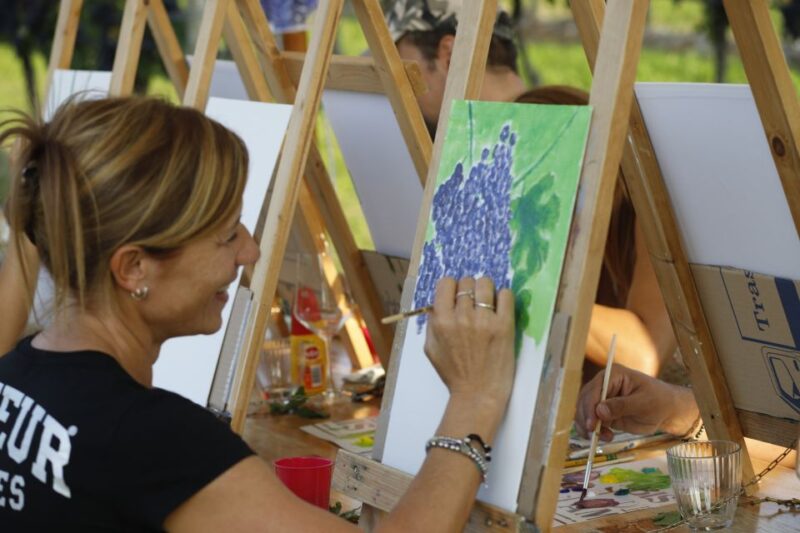 Lazise: Painting Expereince with Wine and Local Food Platter - Who Will Enjoy This Tour Most