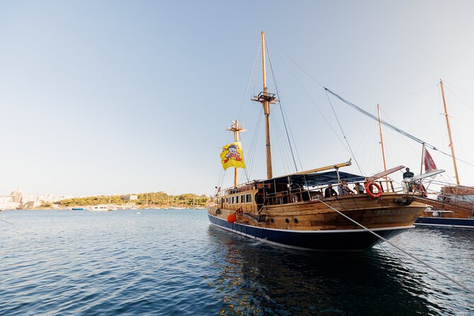 Lazy Pirate Party Boat in Malta - The Turkish Gulet: A Stylish and Comfortable Boat