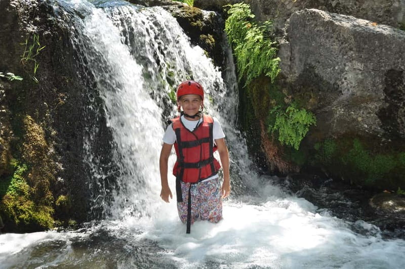 LC Rafting Tour for Families and Couples W/Lunch - Key Points