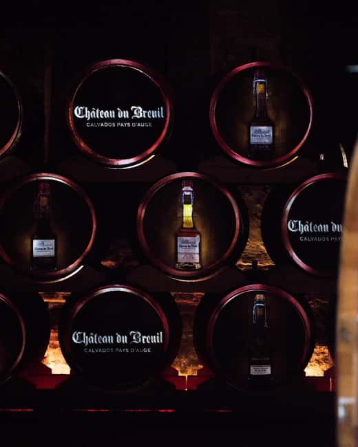 Le Breuil en Auge - Guided tour of the Château distillery - Discovering the Park and Garden of Flavors