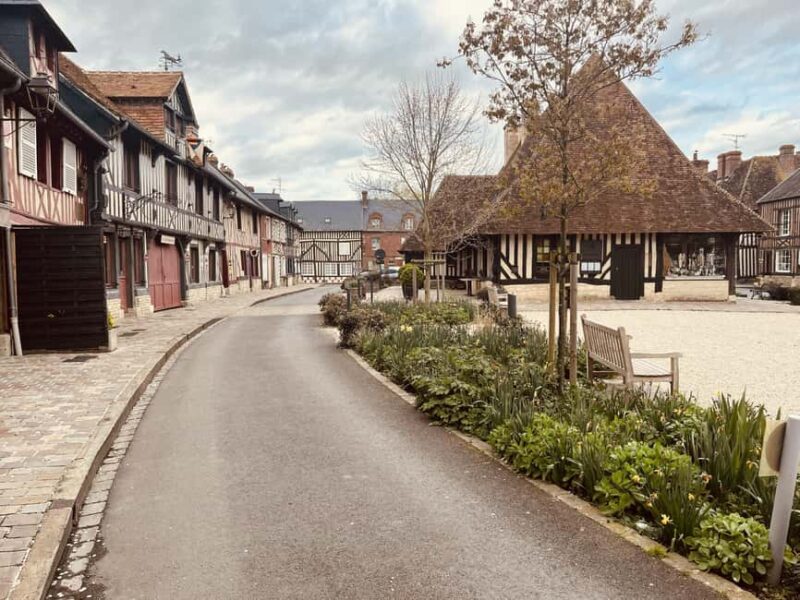 Le Havre: Normandy Villages, Cheese & Calvados Day Tour - Exploring Honfleur’s Historic Harbor and Streets