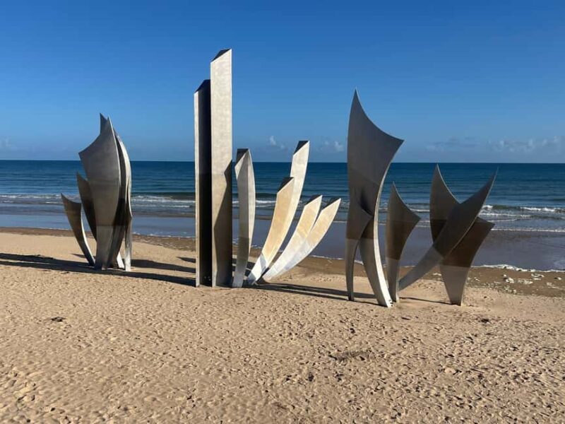 Le Havre: Private D-Day Beaches and Landmarks Tour - Paying Respects at the Normandy American Cemetery