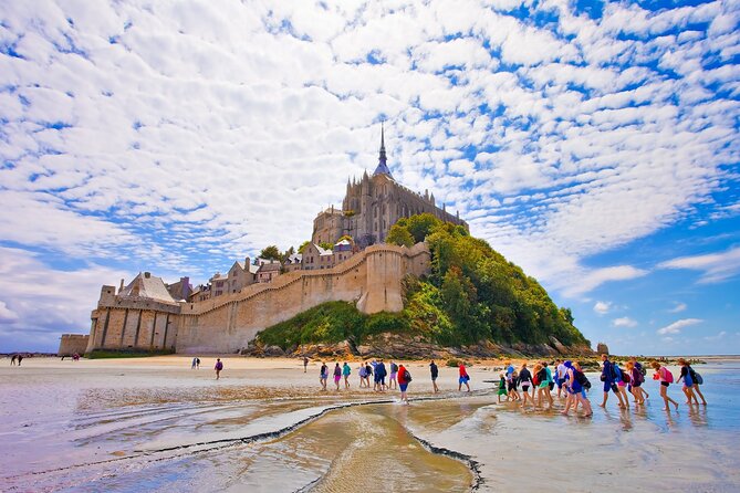 Le Havre to Mont Saint Michel: Small Group Private Tour - Navigating Accessibility and Physical Demands