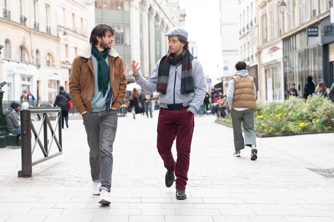 Le Marais Private Walking Tour with a Local, Explore its Old World Charm - Discover the Unique Charm of Le Marais Neighborhood