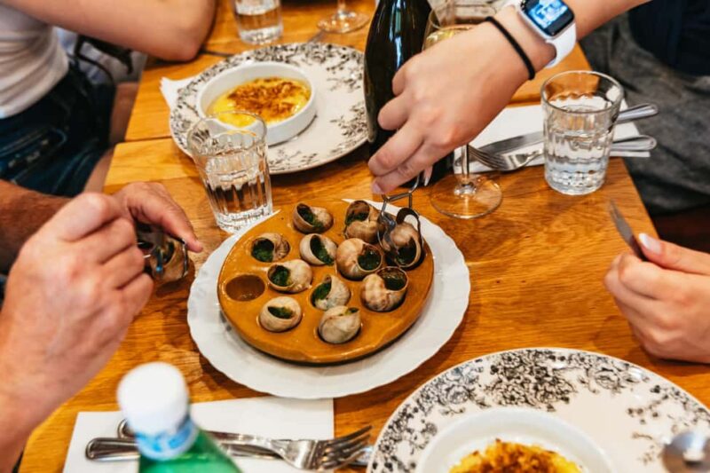 Le Marais Walking Food Tour with Cheese, Wine & Pastries - Pacing, Group Size, and Overall Atmosphere