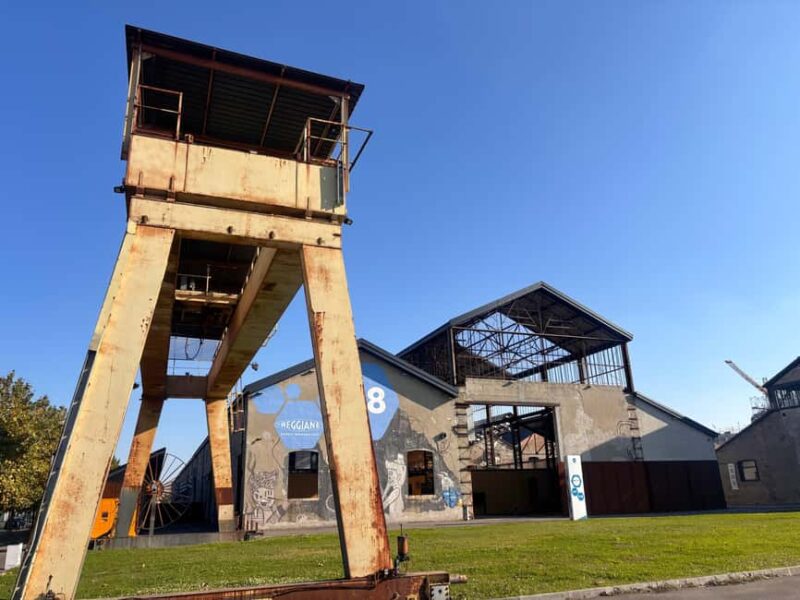 Le Officine Reggiane: una storia di archeologia industriale - Discovering Ferraras Historic Roots at Officine Reggiane