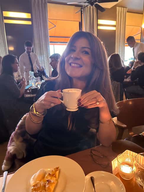 Learn French over a Parisian snack a few steps from the Louvre - Savor a Typical Parisian Snack During Your Language Practice