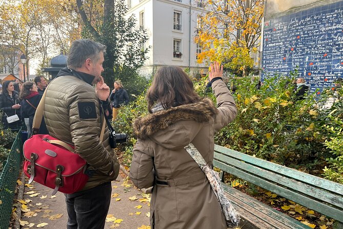 Learn the art of street photography in the heart of Montmartre! - Exploring Montmartre’s Iconic Landmarks and Hidden Corners