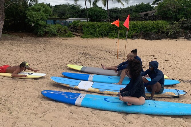 Learn to surf with a local big wave rider on the North Shore of Oahu - Comparing Group Sizes and Personal Attention