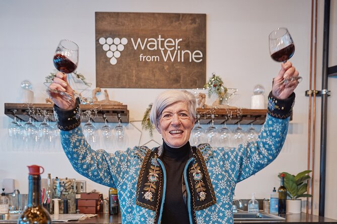 Leavenworth Christmastown Tour - Accessibility, Weather, and Cancellation Policies