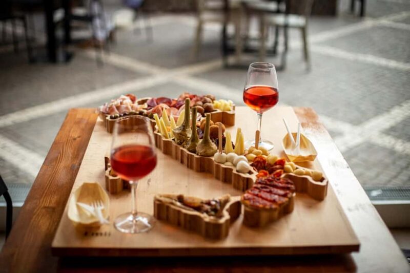 Lecce: Regional Tasting on a Patented Italy-Shaped Board - Exploring Regional Flavors Across Italy