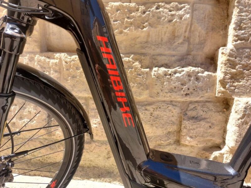 Lecce: Top Quality E-Bike Rental - Exploring Lecces Architectural Gems