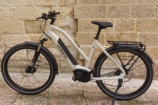 Lecce: Top Quality E-Bike Rental - The Equipment: Top-Notch, No Extra Cost