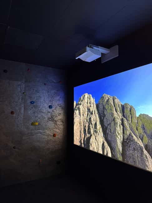 Lecco: An immersive experience on Lake Como - Exploring the 8 Immersive Rooms