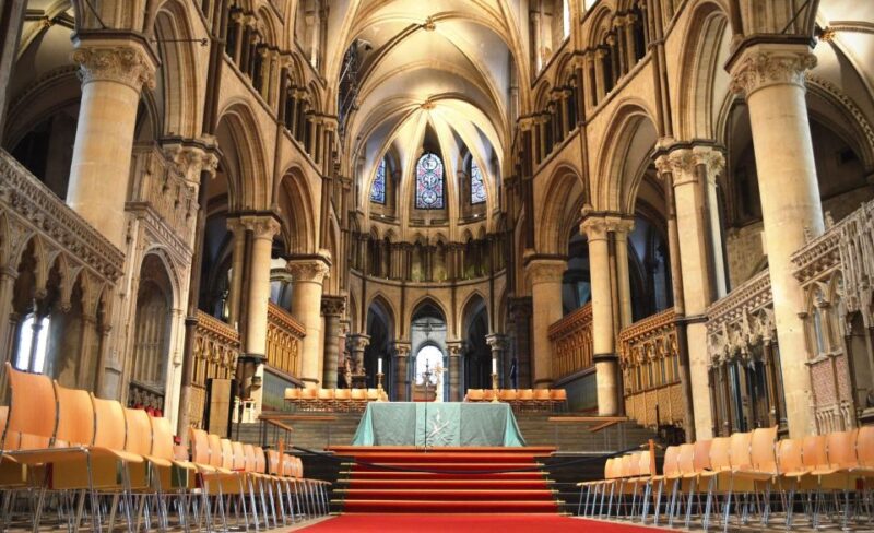 Leeds Castle, Canterbury Cathedral & Dover Private Tour - Discover the Charm of Kent with an 11-Hour Private Tour