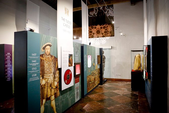 Leeds Castle, Canterbury Christmas Market, Dover & Greenwich on Christmas Eve - Canterbury Christmas Market and Exterior Sightseeing