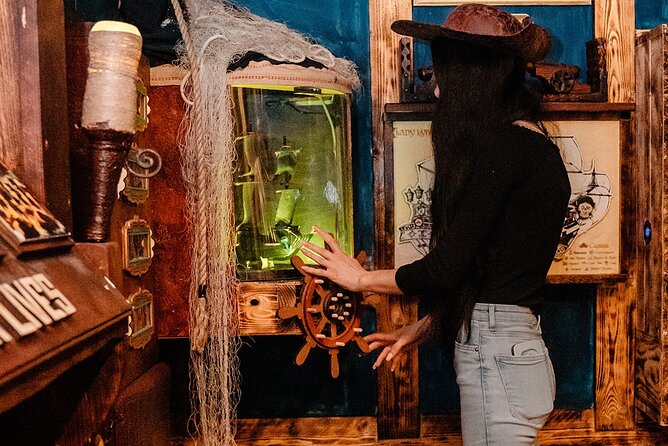 Legend of Skull Island Immersive Escape Room Experience - Suitable for Families and Groups