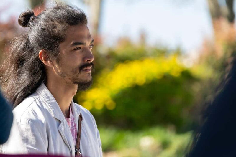 Legendary Montpellier: an interactive storytelling tour - The Guide’s Storytelling Style and Knowledge