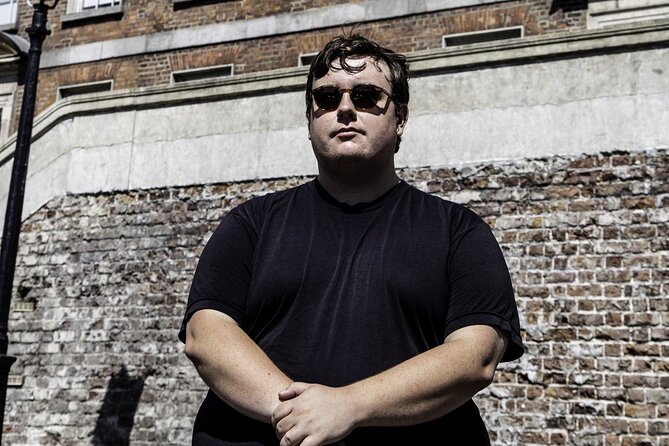 Legends, Ghosts and Ghouls Walking Tour Dublin - The Guides Style and Approach