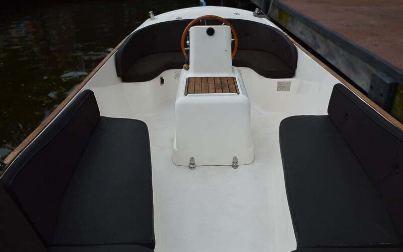 Leiden: Electric boat rental (6 pers.) - Practical Tips for a Smooth Experience